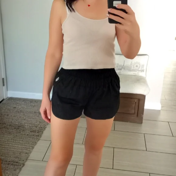 Free people shorts - Picture 4 of 8